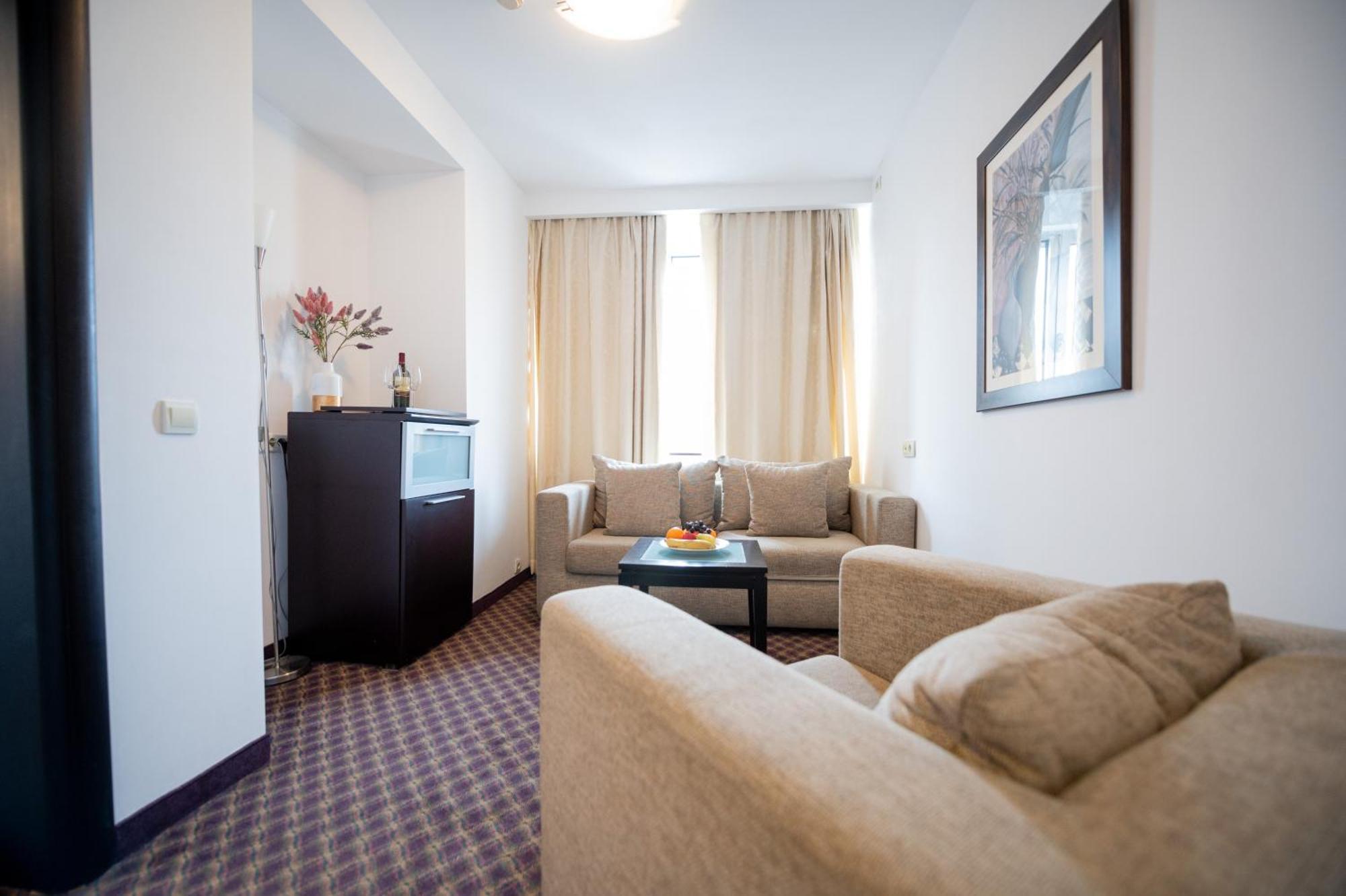 Hotel Sumadija Belgrad Zimmer foto
